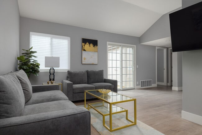 Photo - 28232 Sorrento Unidad 82