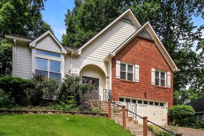 Photo - 1218 Raleigh Way NW
