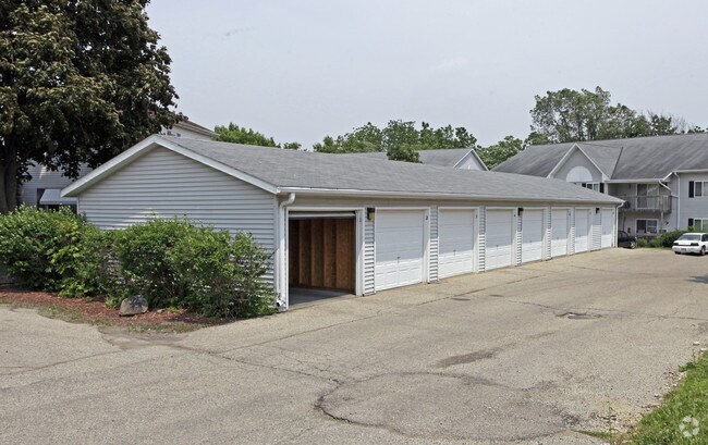Washington Highlands - Washington Highlands Apartments