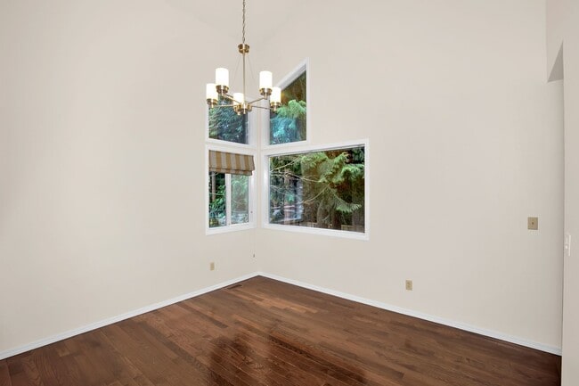 Photo - Light Filled 4 Bedroom 2.5 Bath Home in Sammamish