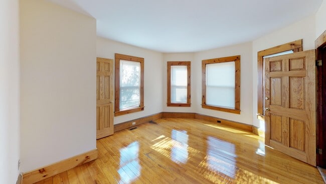 Photo - 250 Forest Ave Unit 1