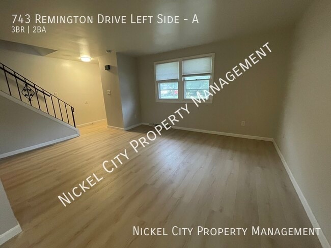 Photo - 743 Remington Dr Unit A