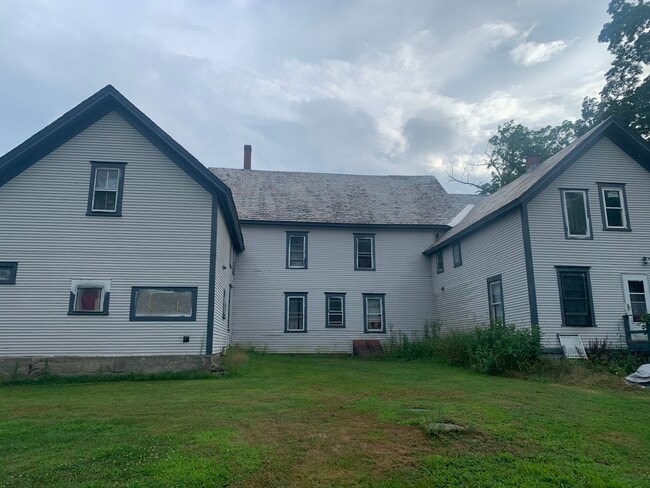 Photo - 1063 Marlboro Rd Unit Apt 2