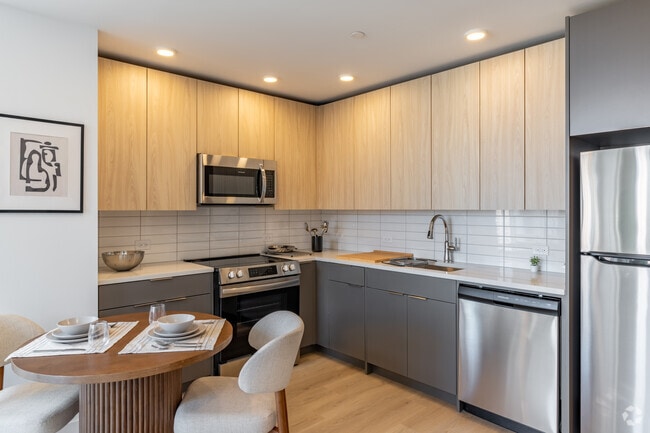 2BR,2BA - Kitchen