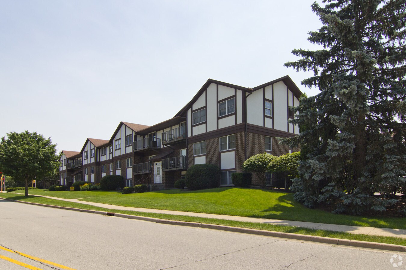 Photo - Ellwood View Apartments