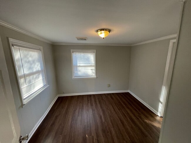 Photo - 2 Bedroom House in Sharpsburg - New Centra...