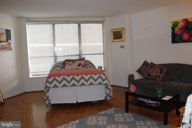 Photo - 224-30 W Rittenhouse Square Unit 502