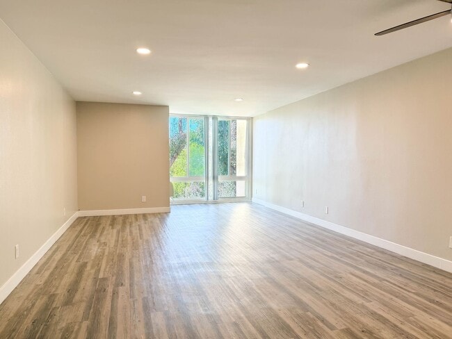 Photo - Vue at Lake Murray Apartments