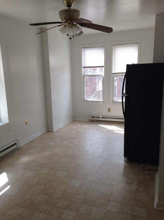 Photo - 5422 W Girard Ave Unit 2