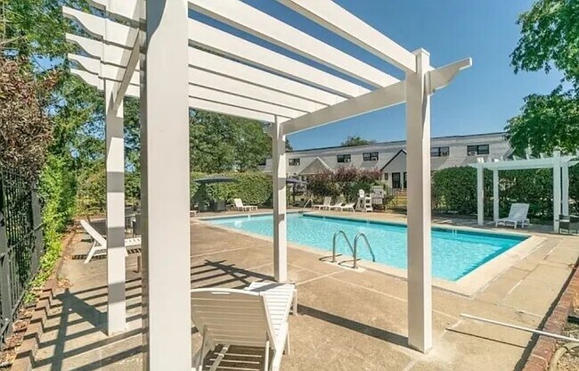Photo - 7901 Roosevelt Blvd Unit B02