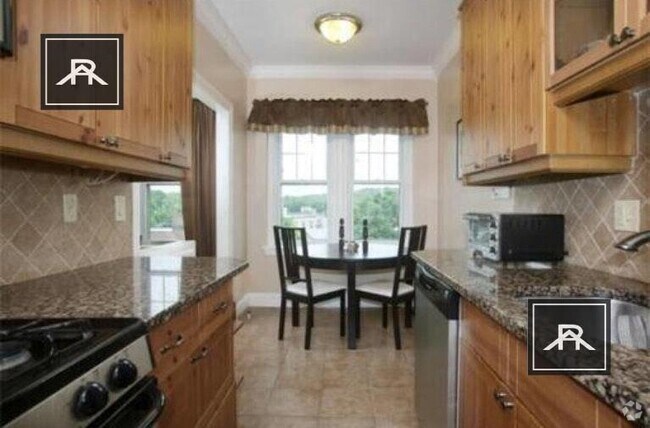 Building Photo - 1 bedroom in Brighton MA 02135 Unit 46 Rental