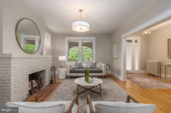 Photo - 5324 Colorado Ave NW