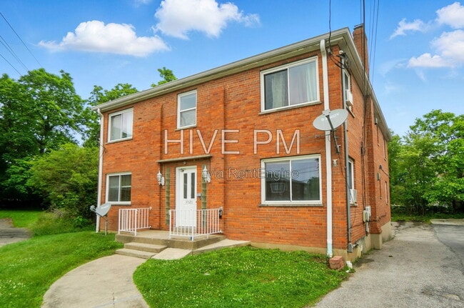 Photo - 3926 E Gatewood Ln Unit 2