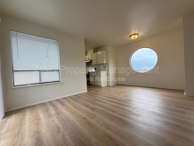 Photo - 360 Prescott Ave Unit B