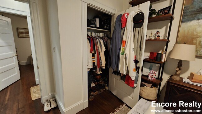 Photo - 12 Nonantum St Unidad 1