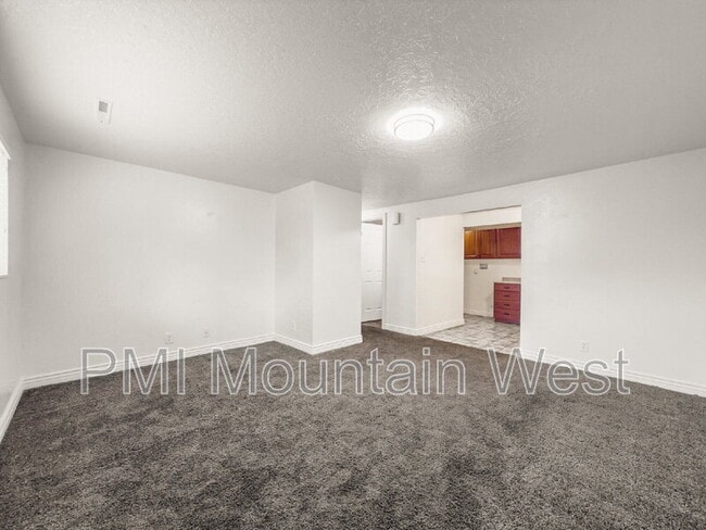 Building Photo - 2007 Nevada Cir