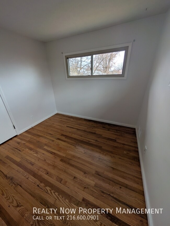 Photo - 15334 Triskett Rd Unit 2