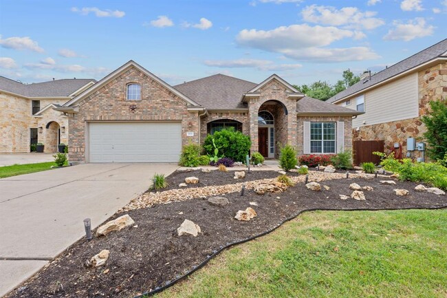 Photo - 1104 Lynsenko Dr House