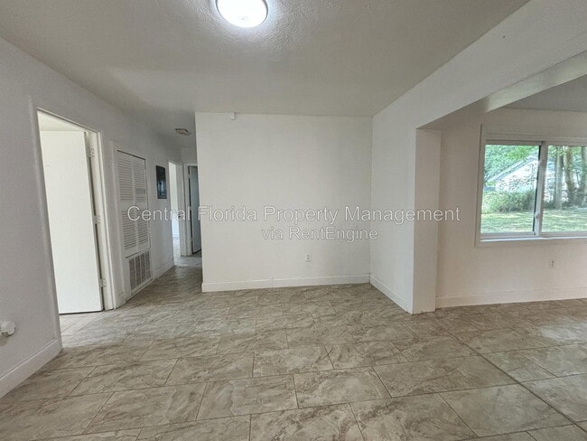 Photo - 4606 Meadowbrook Ave