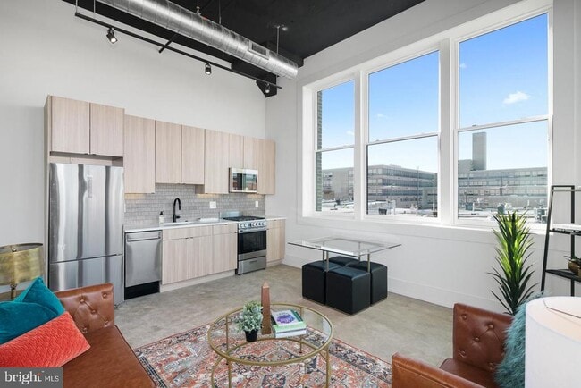 Building Photo - 1218 Snyder Ave Unit 5