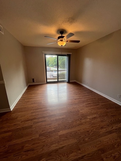 Photo - 143 Brooke Castle Dr