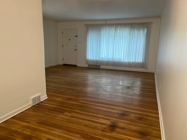 Photo - 1419 Beechwood Blvd