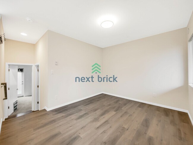 Photo - Luxury Ballard townhome with sunset views and prime Seattle access.