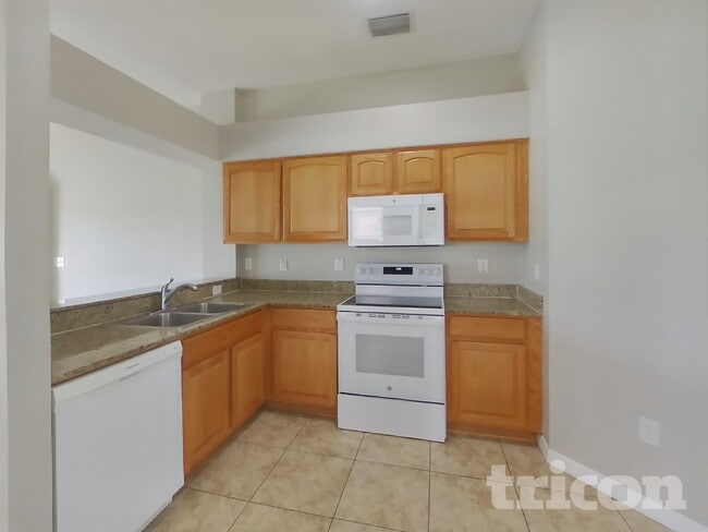 Photo - 3418 Thistledown Ln