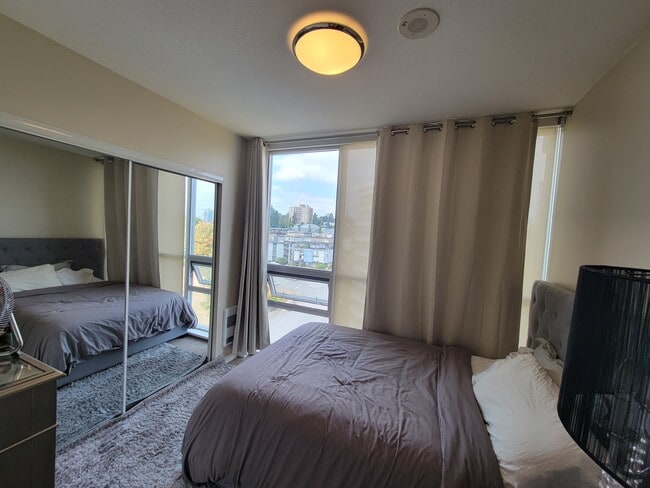 125 Columbia St Unit 1-Bedroom Condo