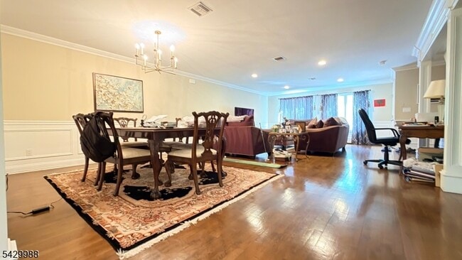 Photo - 29 Skymark Ct