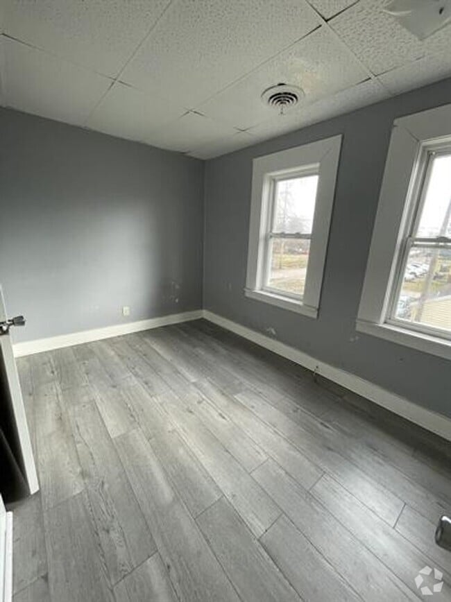 Building Photo - 423 W Marion St Unit 423 West Marion Street- 3B Rental