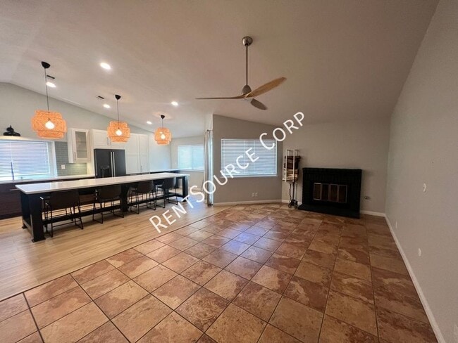 Photo - 40739 Vía Nuevo