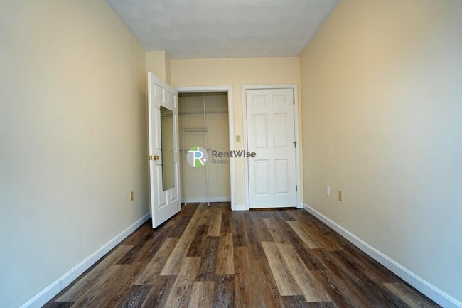 Photo - 81 Essex St Unit 63