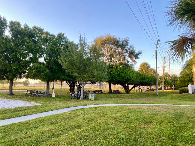 Photo - 1400 Gandy Blvd N Unit 104