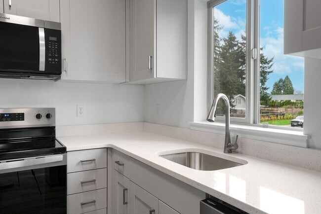 Riddell Apartments