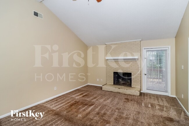 5722 Lambrook Ct