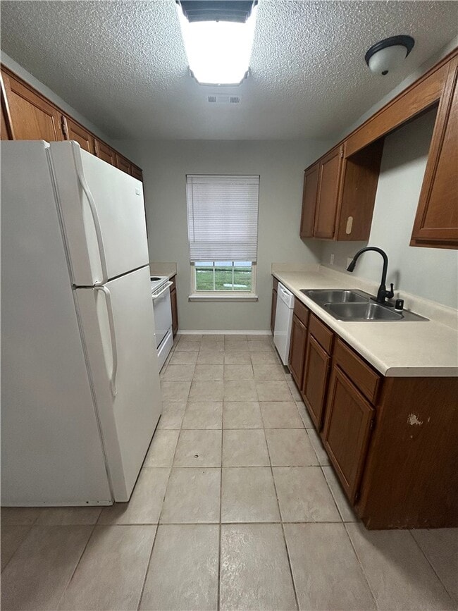 Photo - 3404 SW Landau Ct