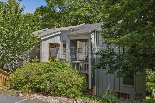 Photo - 10146 Iron Mill Rd