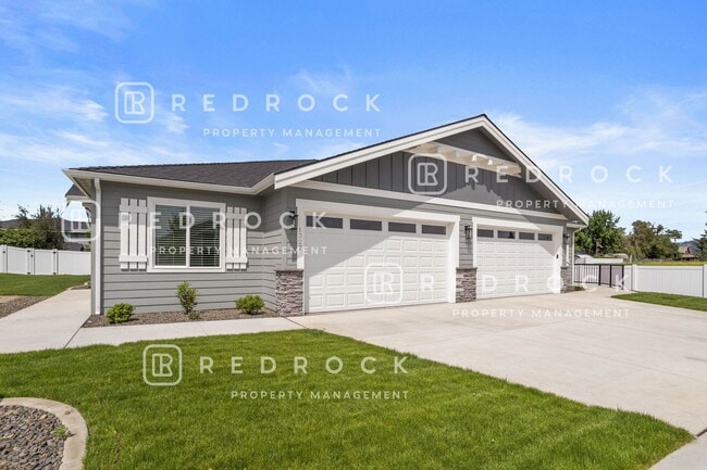 Photo - 1328 N Tschirley St