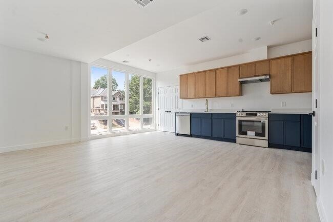 Photo - 330 Washington Ave Unit U1 FRONT