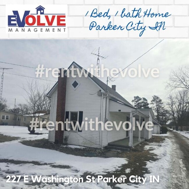 Building Photo - 227 E Washington St