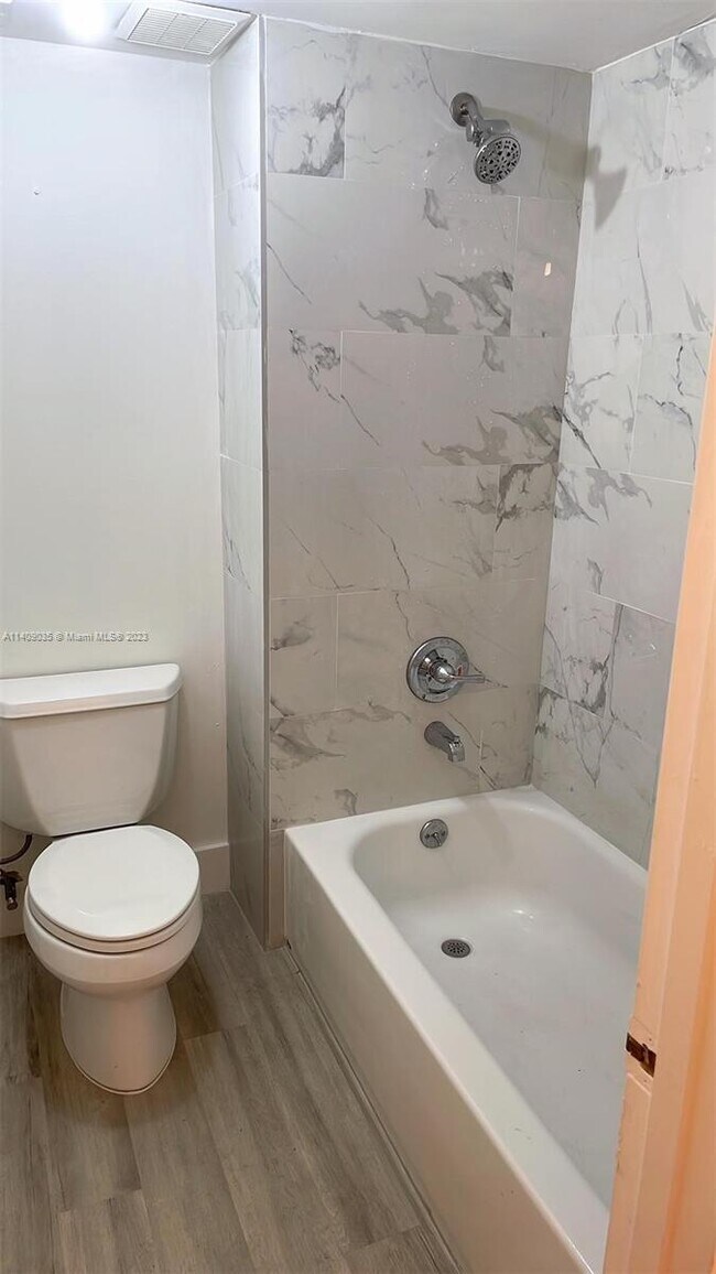 Photo - 334 Lakeview Dr