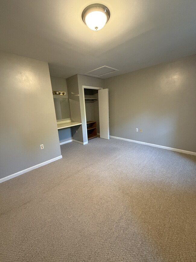 Photo - 329 Oakwood Ave
