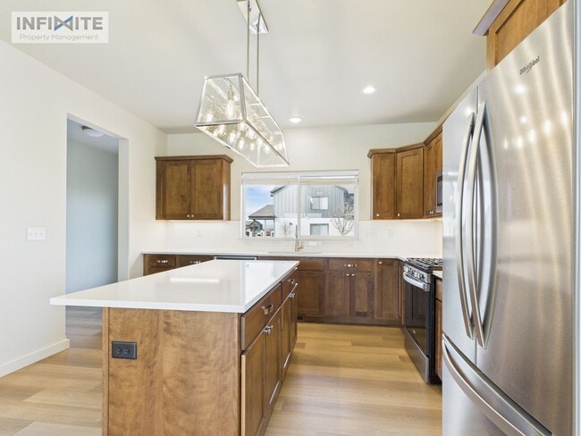 Photo - 3 Bedroom plus office space - Modern Comfo...