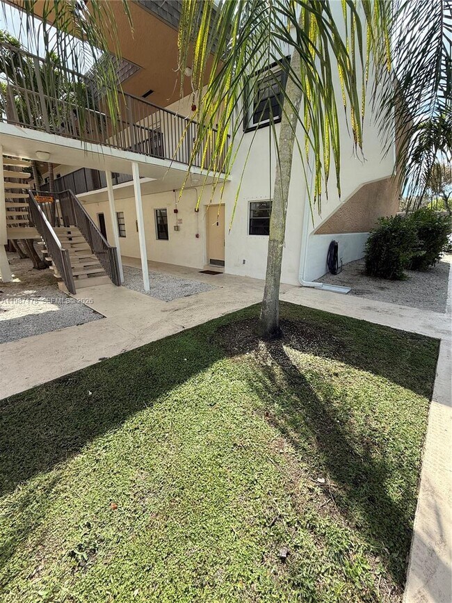 Photo - 8261 SW 128th St Unit 118