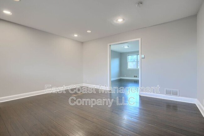 Photo - 4113 Mountwood Rd