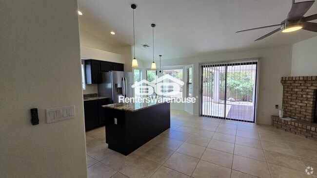 Building Photo - 80 Carolwood Dr Rental