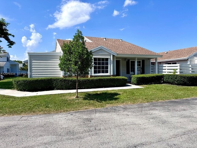 Photo - 13700 SW 149th Cir Ln