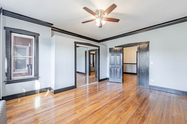 Photo - 6213 S Loomis Blvd