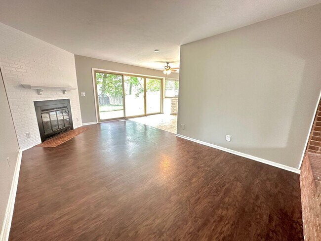 Photo - 130 Timberwood Ln, Springboro